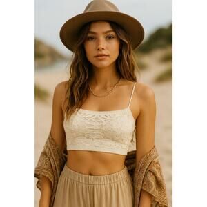 Free People One Ivory Lace Bralette – Adjustable Straps, Smocked Back Size Small